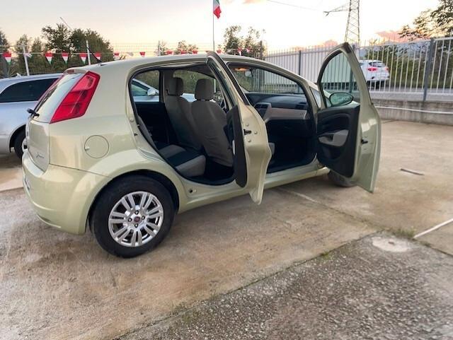 Fiat Grande Punto 1.4 5 porte Dynamic