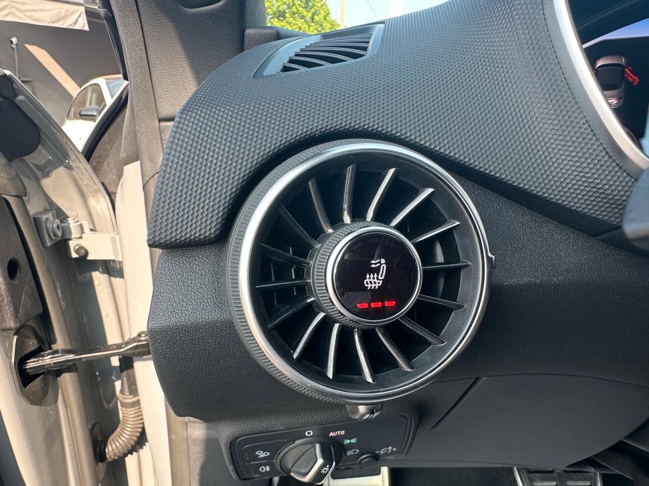 Audi TT RS Roadster 2.5 TFSI quattro S tronic/KM DOC. STUPENDA!!!!