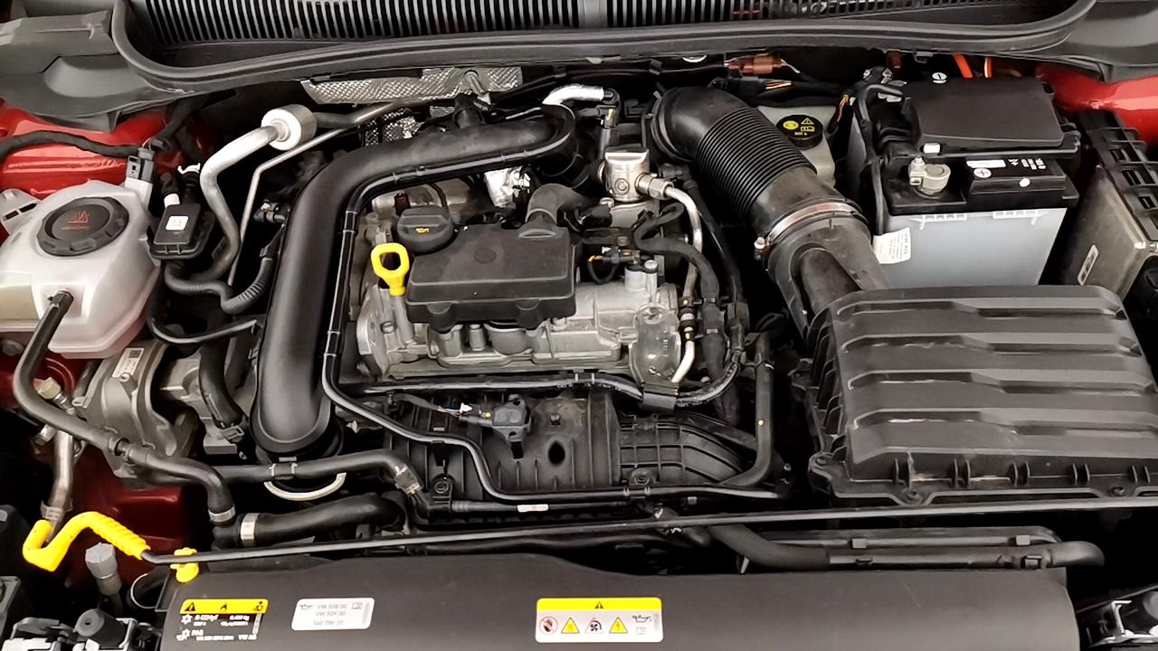 VOLKSWAGEN Taigo - Taigo 1.0 tsi R-Line 110cv