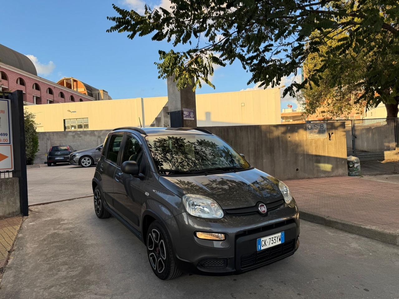 Fiat Panda KM.53.000 1.0 HYBRID NEOPATENTATI