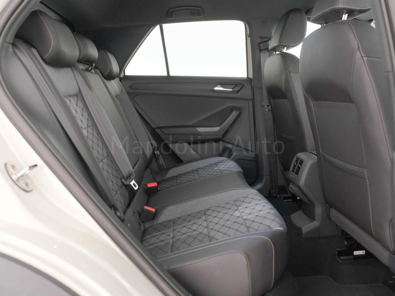 Volkswagen T-Roc 1.0 tsi 110cv r line