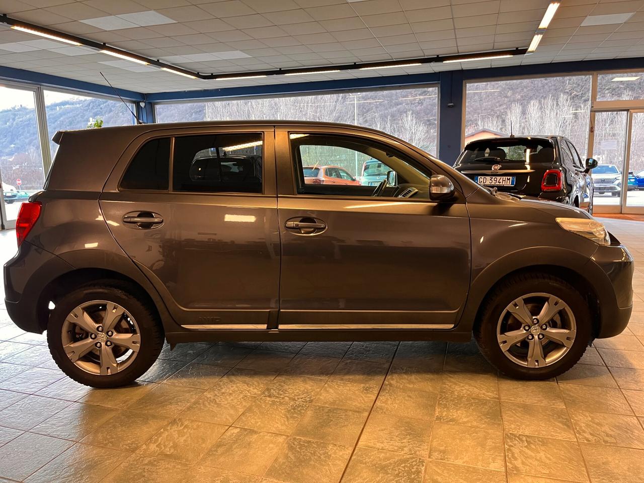 Toyota Urban Cruiser 1.4 D-4D 4X4 Luxury