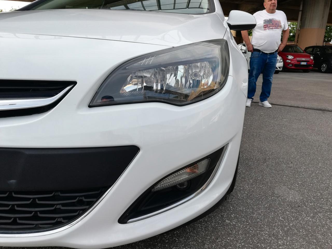Opel Astra 1.4 Turbo 140CV 5 porte GPL Tech Cosmo
