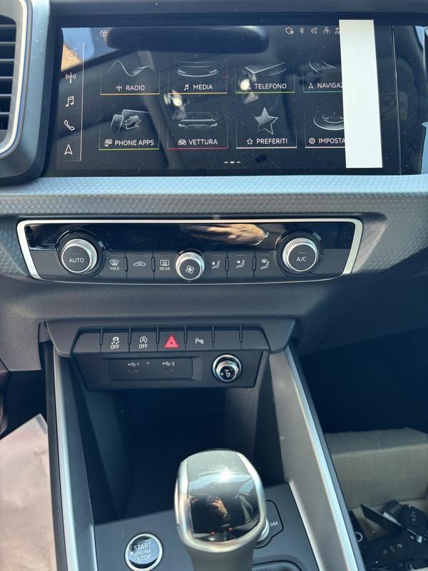 Audi A1 Sportback 30 1.0 tfsi S Line Edition 116cv s-tronic LED-PHONE APPS-17"
