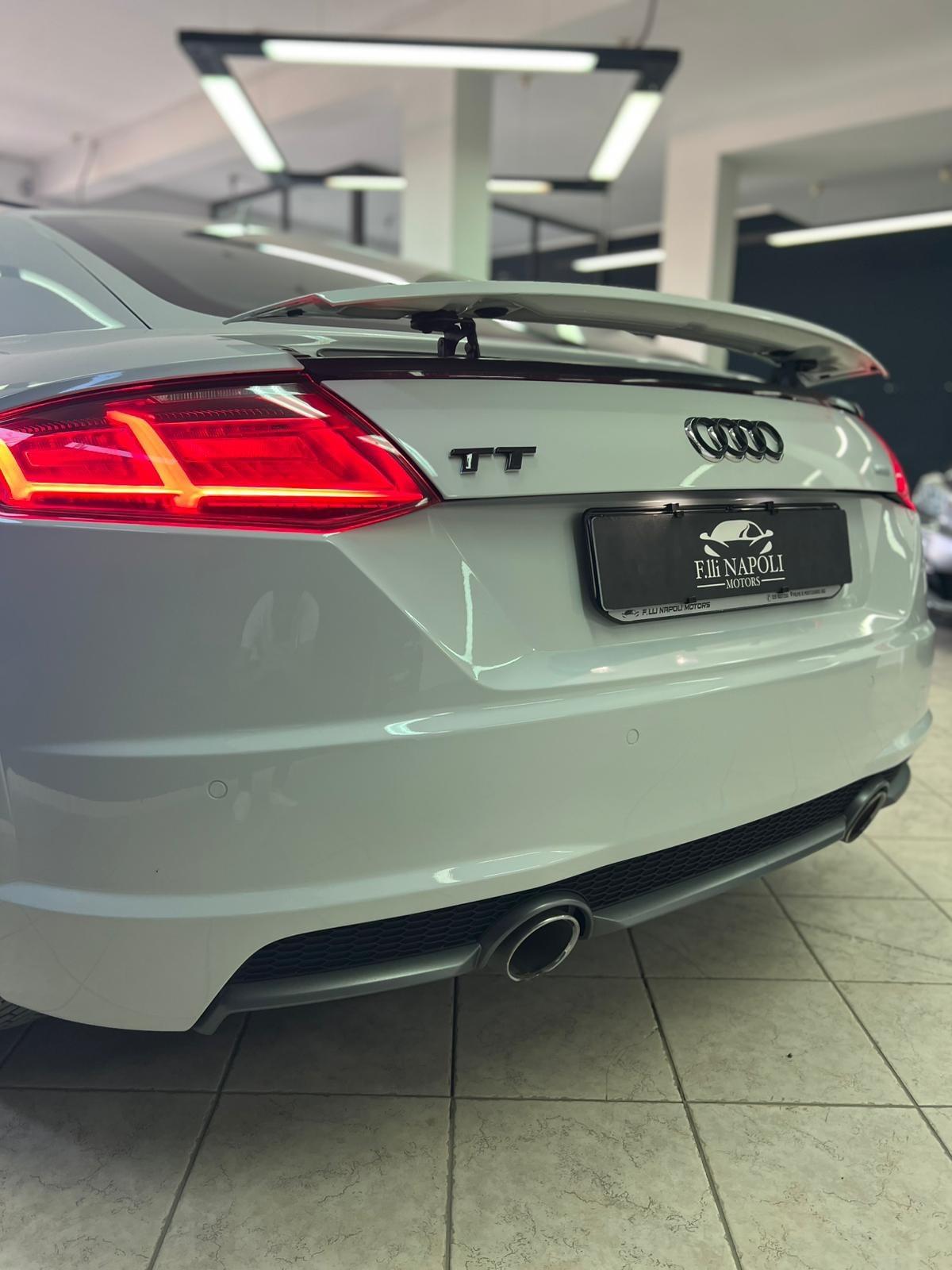 Audi TT Coupé 2.0 TDI ultra S line