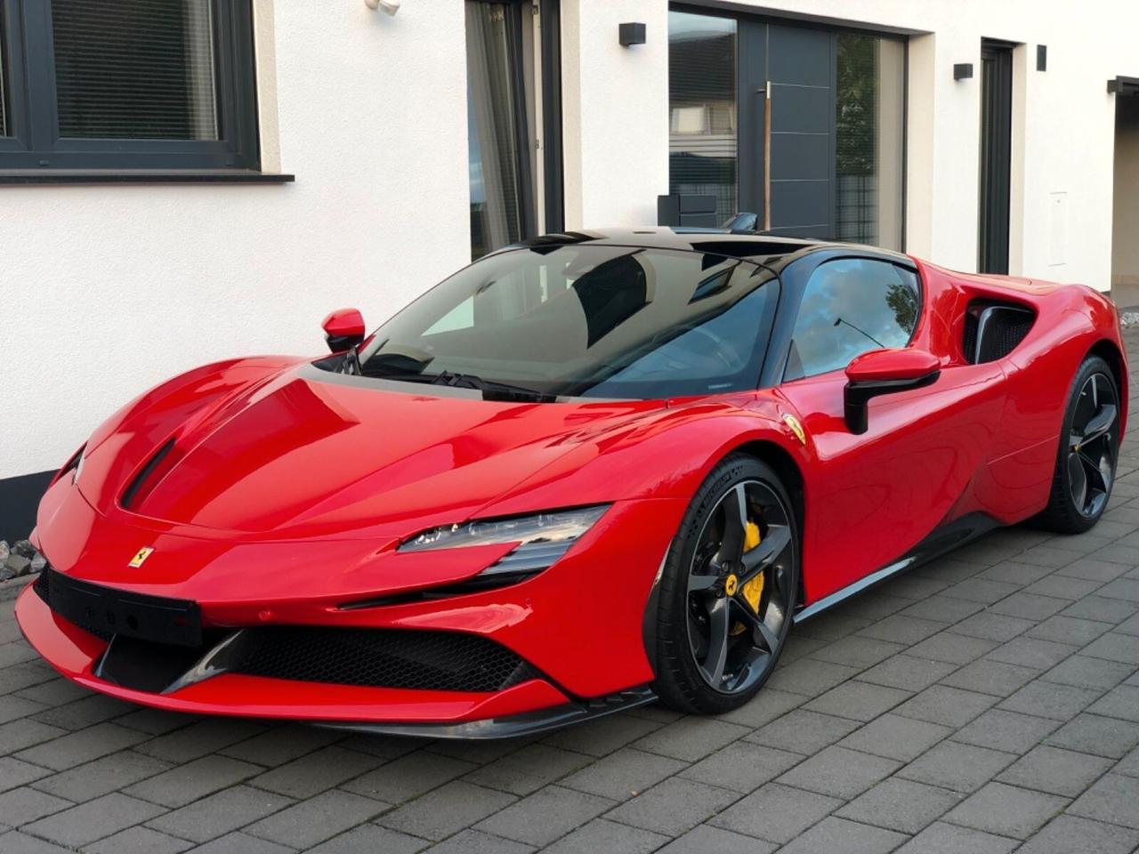 Ferrari SF90 Stradale