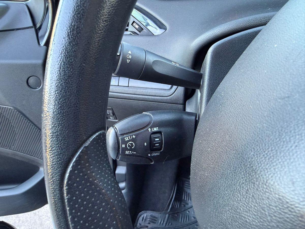 PEUGEOT - 208 - 1.2 VTi 82 CV 5p. Allure