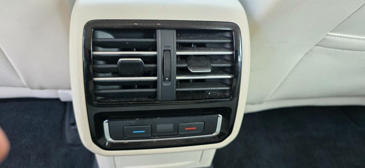 Passat 2.0 TDI 190 CV 4MOTION Executive IVA ESPOSTA
