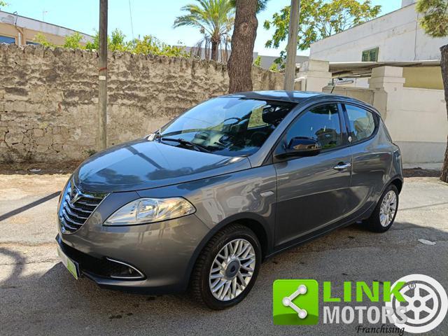 LANCIA Ypsilon 1.2 69 CV 5 porte GPL Ecochic Silver NEOPATENTATI