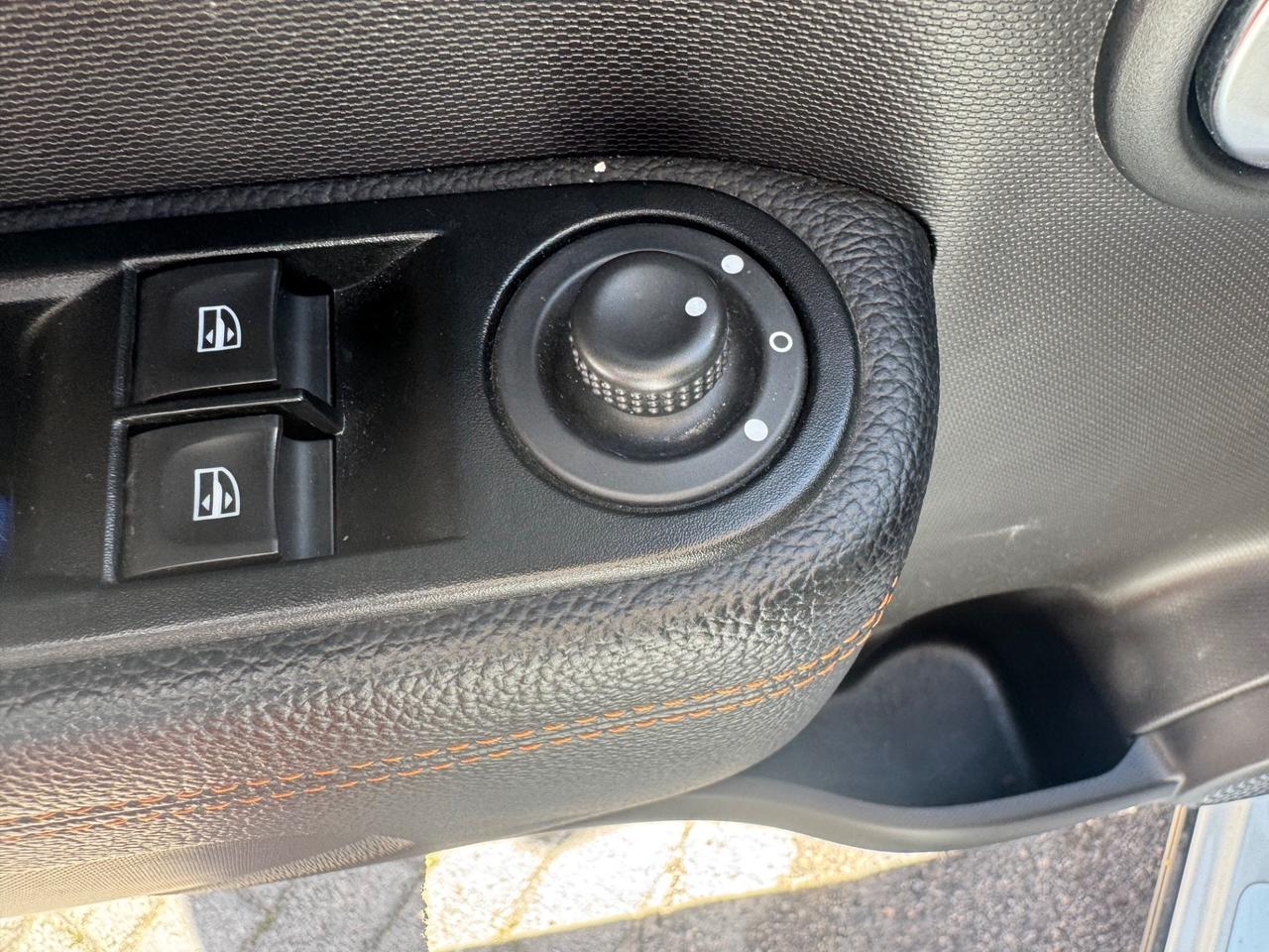 Renault Twingo TCe 110 CV EDC GT
