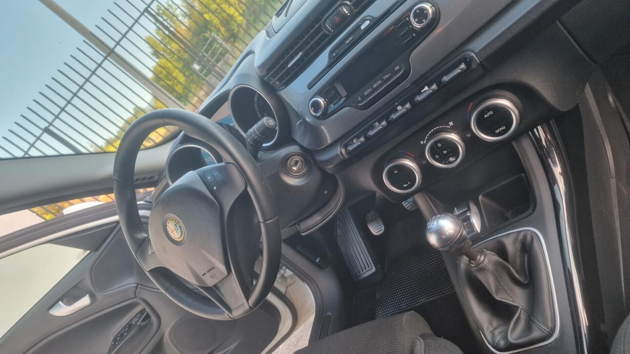 Alfa Romeo Giulietta 1.6 JTDm-2 105 CV EXCLUSIVE - 2013