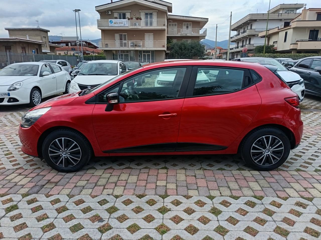 Renault Clio 1.2 75CV GPL 5 porte Wave