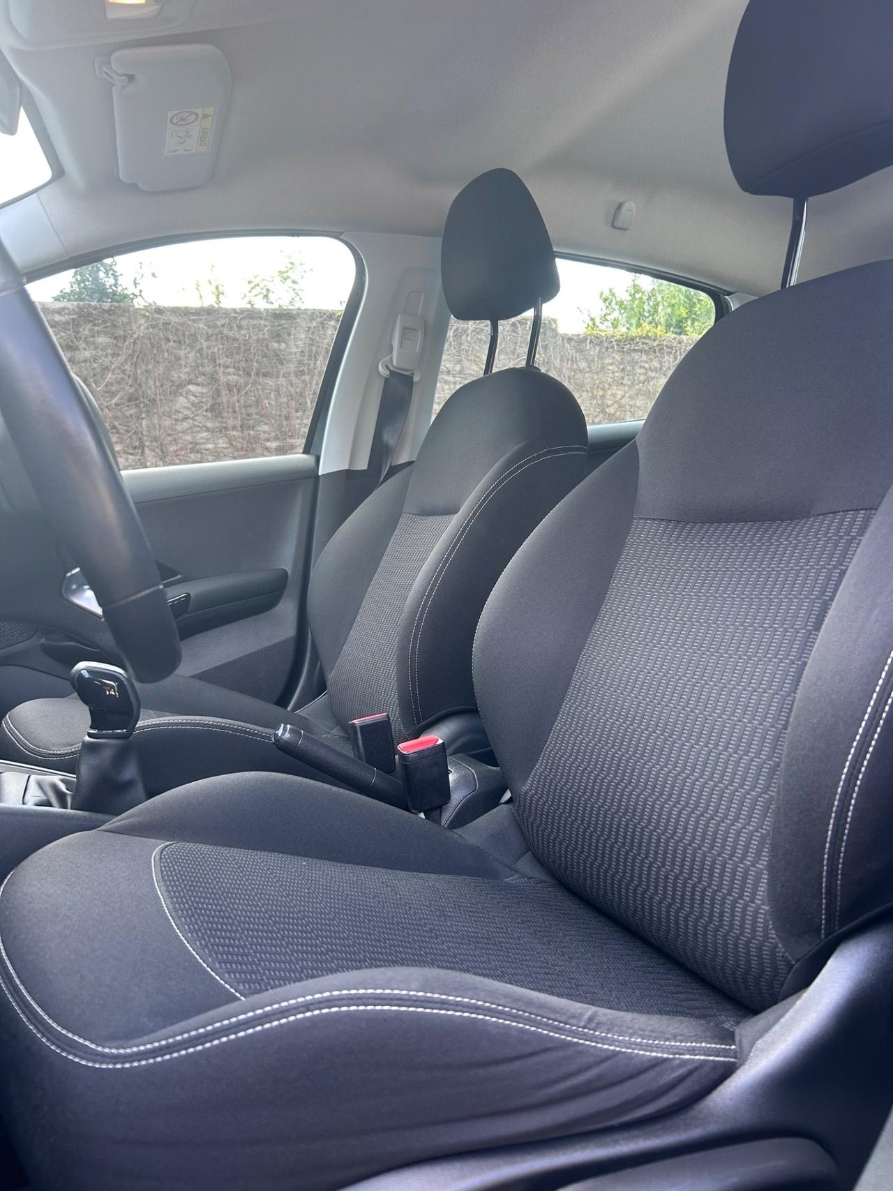 Peugeot 208 5 porte Allure