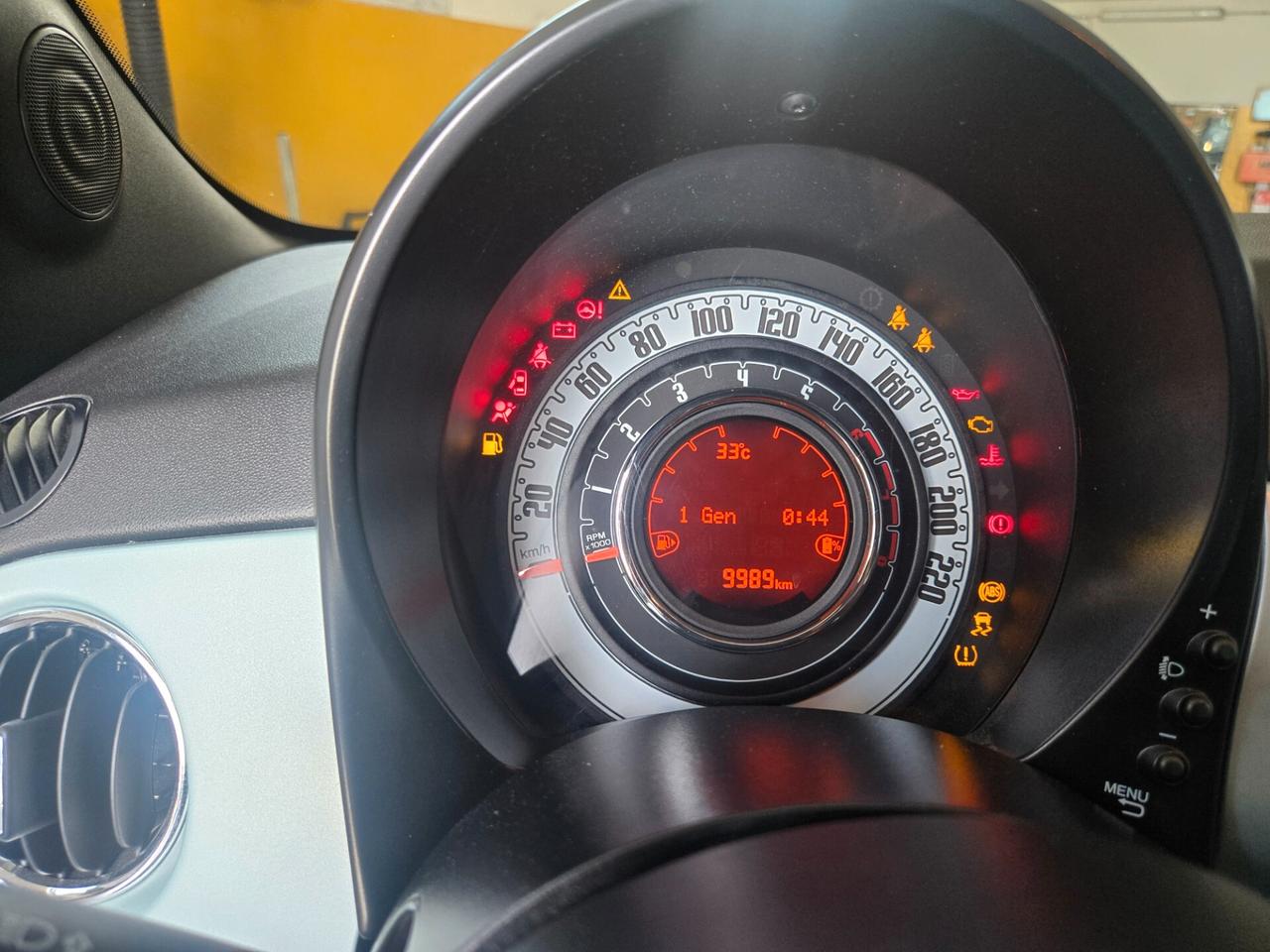 Fiat 500 1.0 Hybrid 9000 km NEOPATENTATI