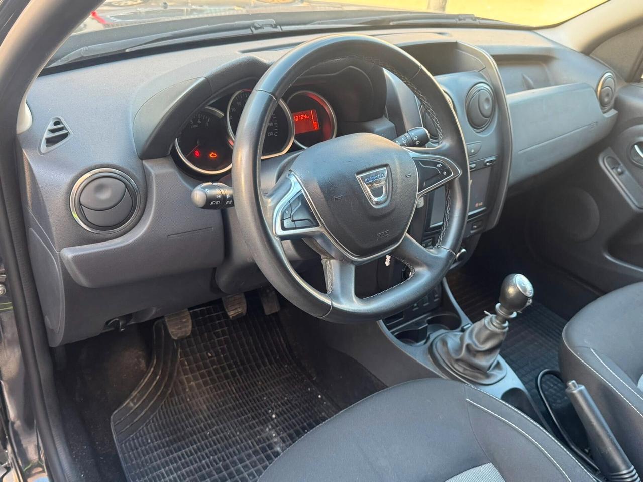 DACIA DUSTER 1.5 DCI 110 CV. 4X2 LAUREATE GANCIO TRAINO