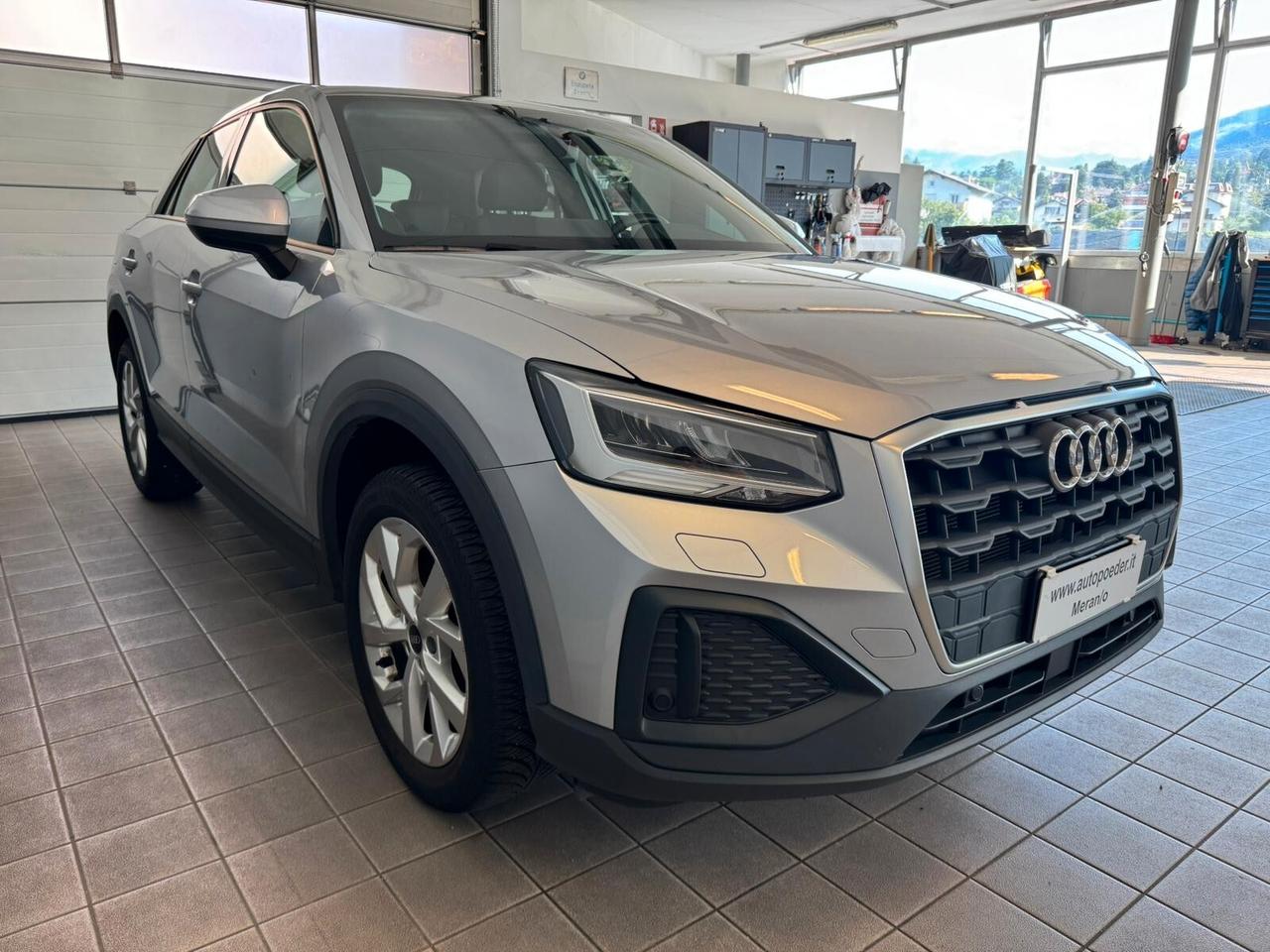 Audi Q2 30 TFSI Business