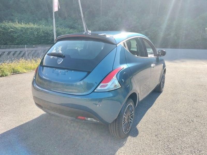 Lancia Ypsilon 1.0 FireFly 5 porte S&S Hybrid Oro