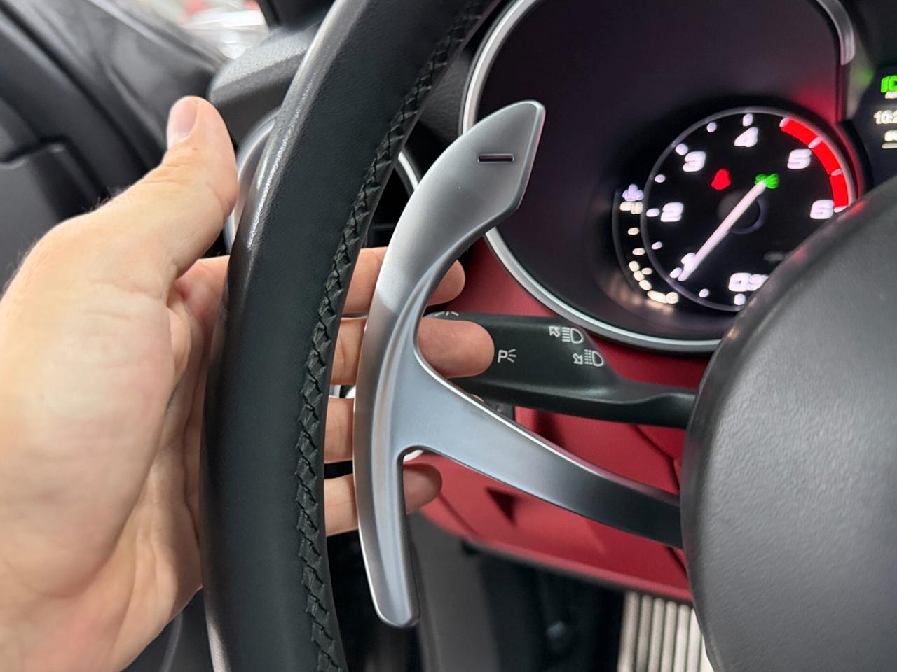 Alfa Romeo Stelvio 2.2 TD 210 CV B-TECH SEDILI VELOCE SPORTIVI AT8 Q4 RETROCAMERA PINZE ROSSO PADDLE UNICO PROPRIETARIO