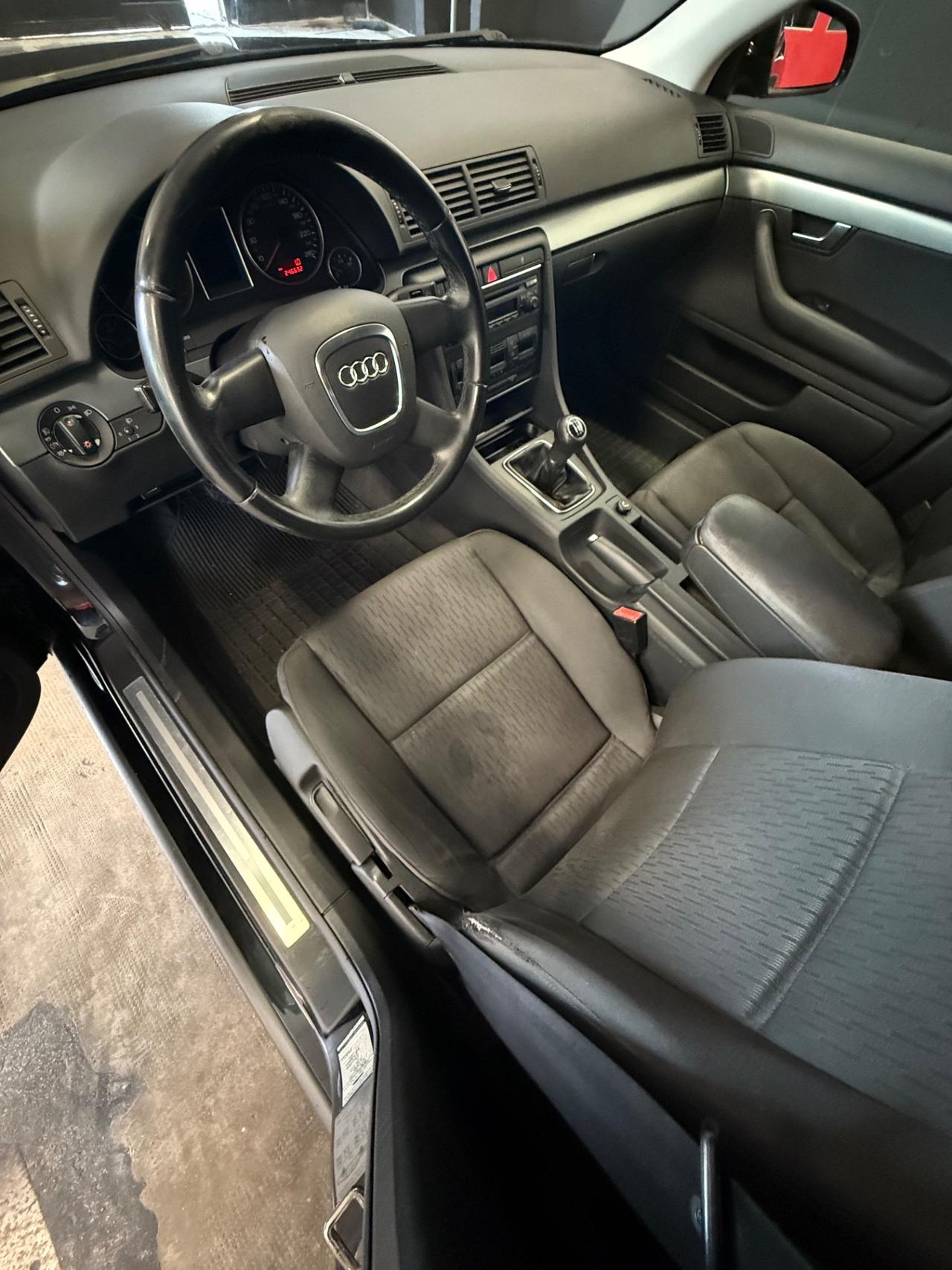 Audi A4 2.0 20V