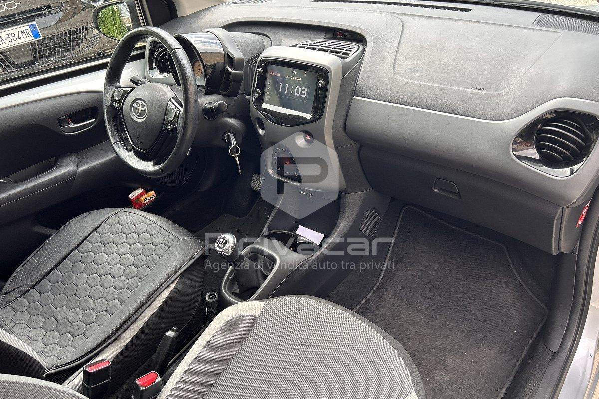 TOYOTA Aygo Connect 1.0 VVT-i 72 CV 5 porte x-fun