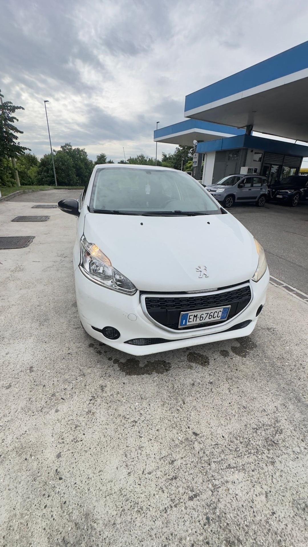 Peugeot 208 1.2 VTi 82 CV 5 porte Access