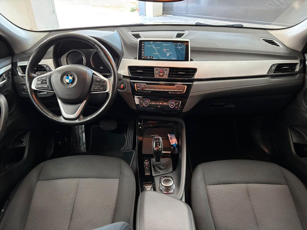 Bmw X2 sDrive18d Business-Automatica