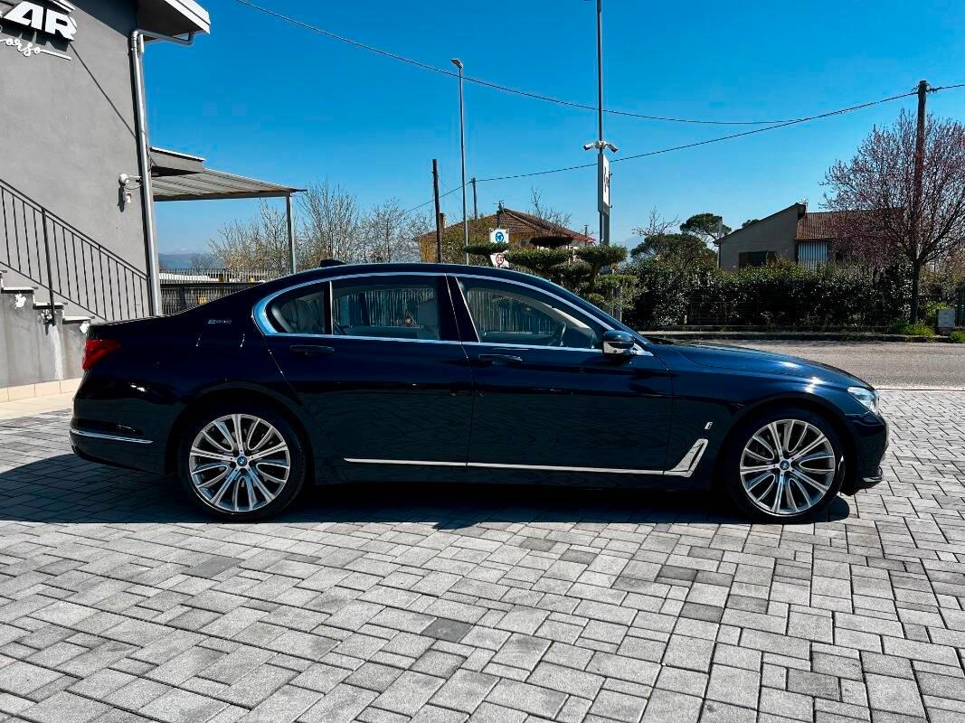 BMW Serie 7 740e Eccelsa auto