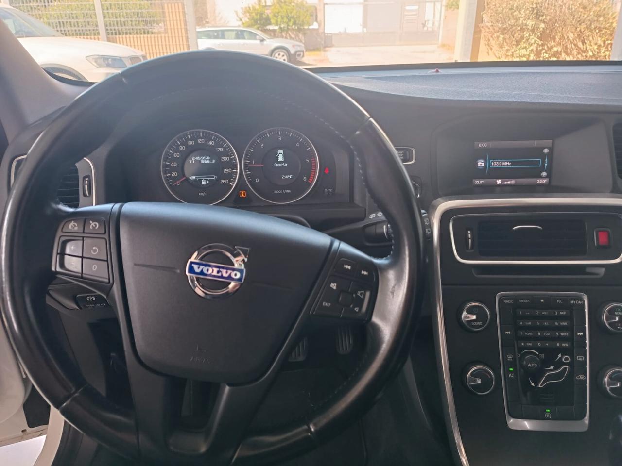 Volvo V60 D2 1.6 Summum