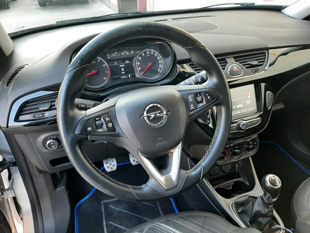 Opel Corsa Coupé 1.4 90cv GPL-Tech b-Color