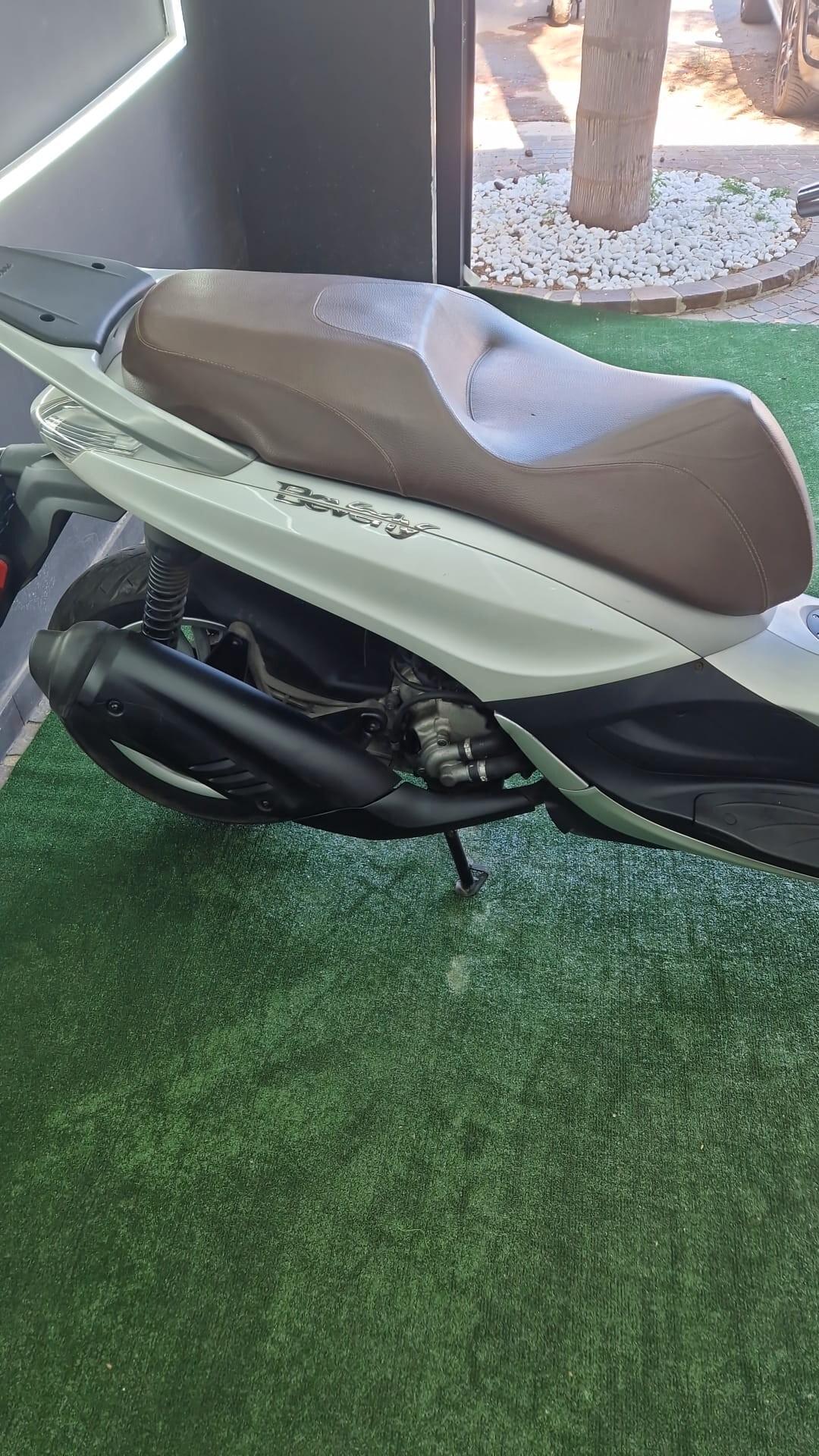 Piaggio Beverly 300