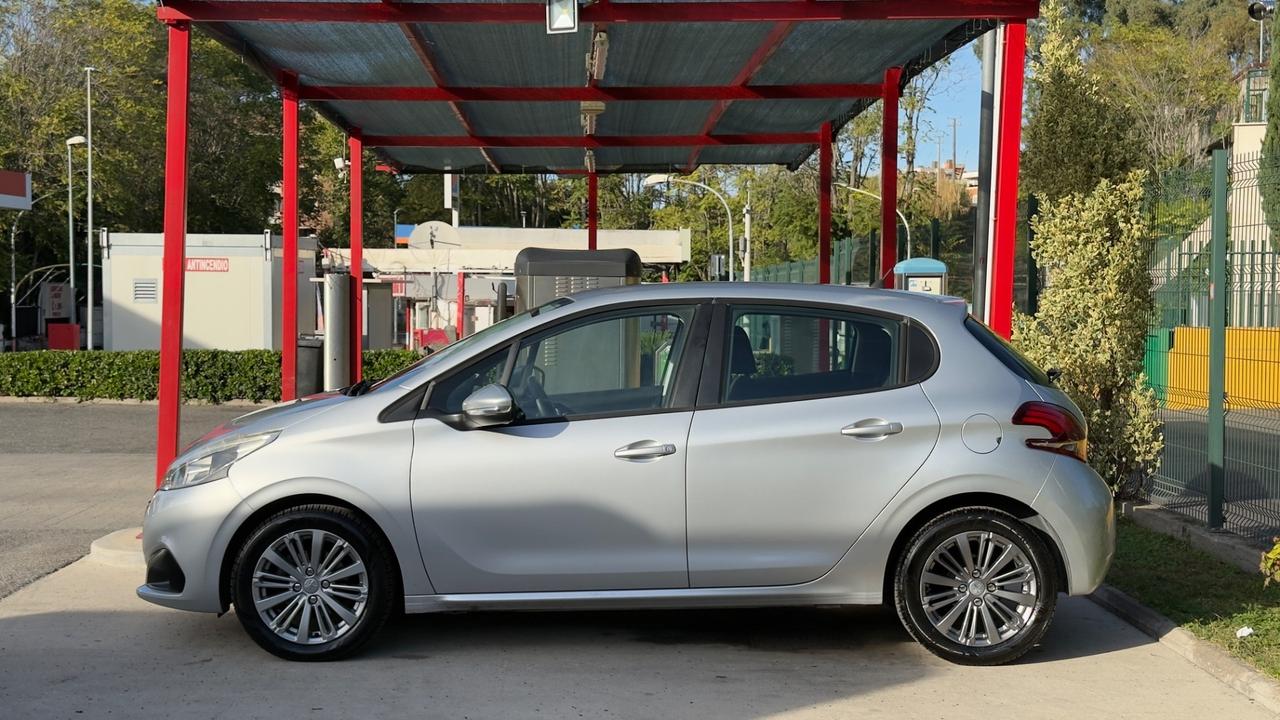 Peugeot 208 BlueHDi 75 5 porte Allure 2016