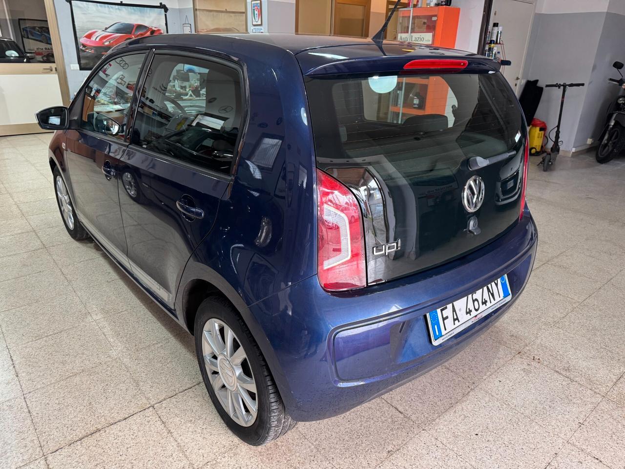 Volkswagen up! 1.0 5p. club 60 cv. OK NEOPATENTATI