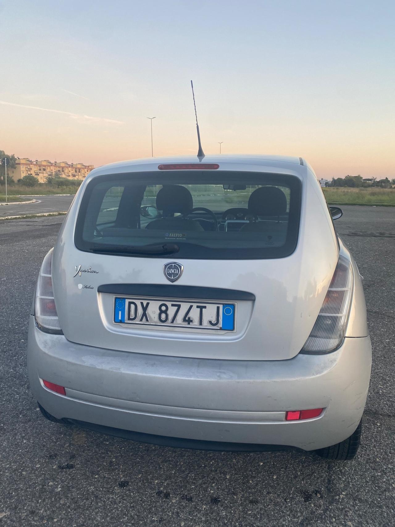 Lancia Ypsilon 1.2 Versus CON SOLI 98 MILA KM UNIPRO 98.000 Km 2.990 ...