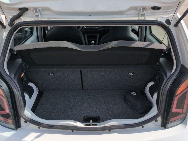 Volkswagen up! 1.0 48kW EVO move up! BMT