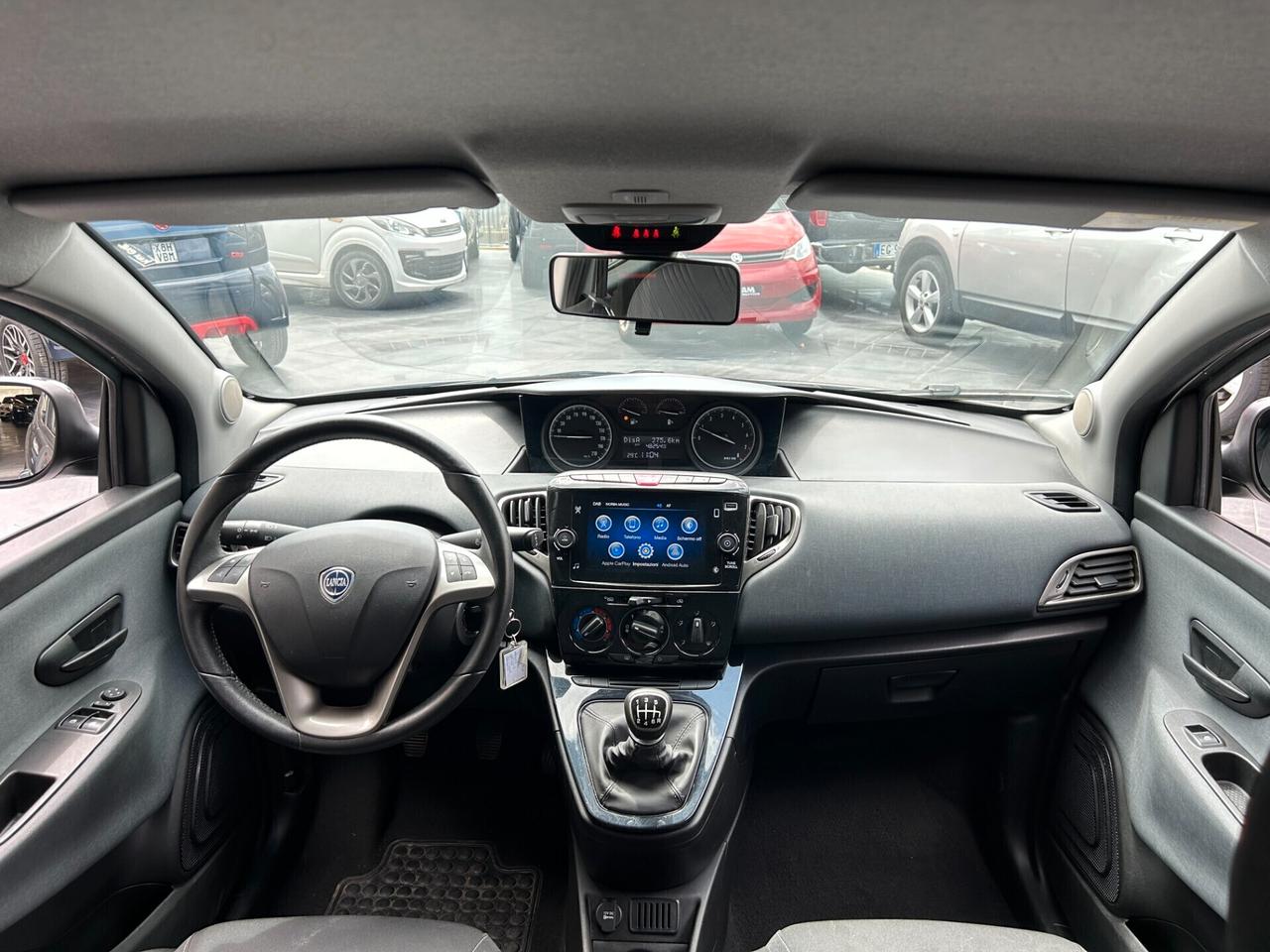 Lancia Ypsilon 1.0 FireFly 5 porte S&S Hybrid Gold