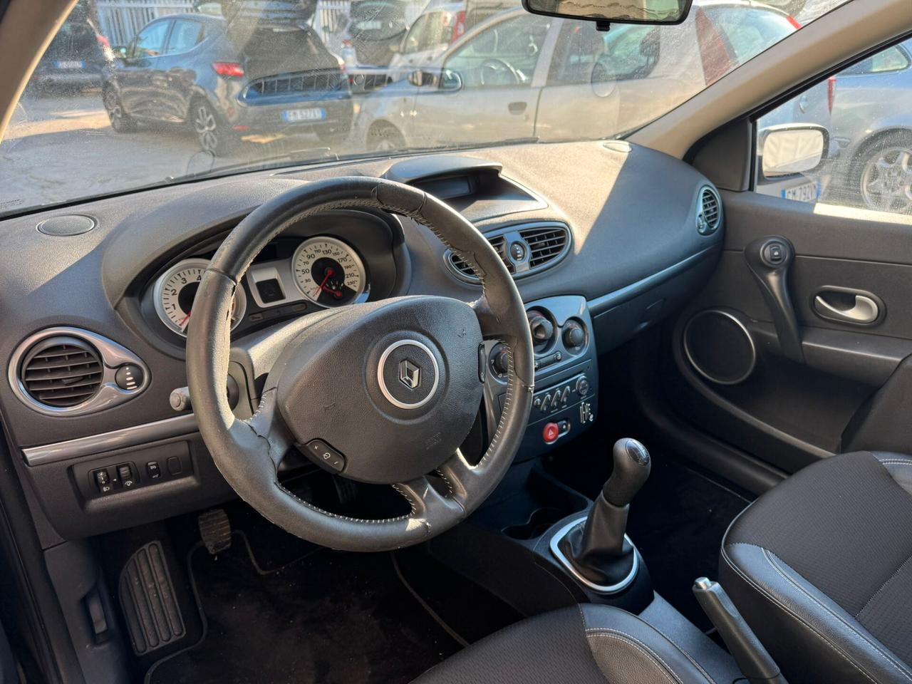 Renault Clio 1.2 16V 3 porte Le Iene