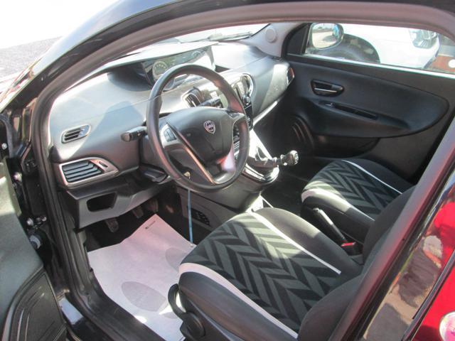 LANCIA Ypsilon 1.2 69 CV 5 porte GPL Ecochic Gold