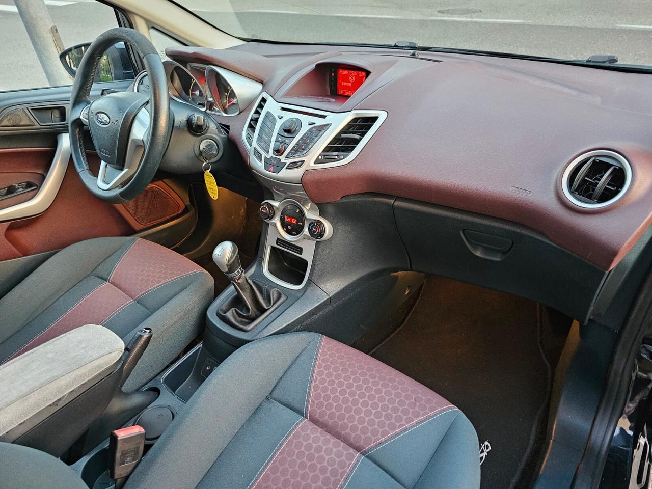 Ford Fiesta 1.2 82cv Titanium*Clima*Cerchi*Neopatentati