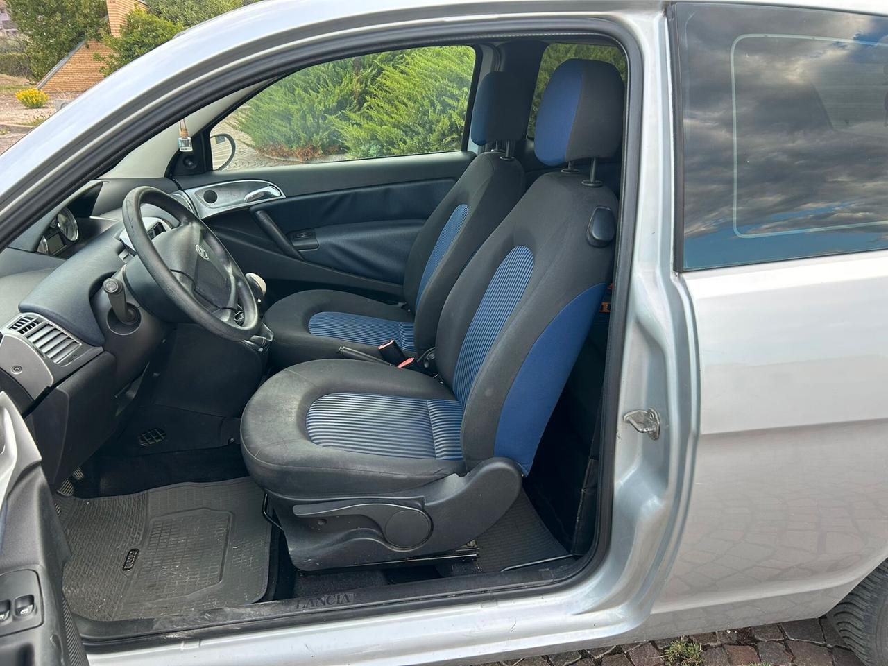 Lancia Ypsilon 1.2 GOLD ORO