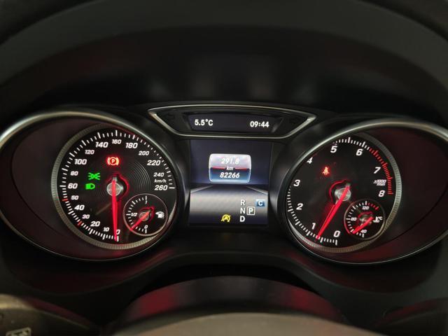 MERCEDES-BENZ GLA 180 Sport