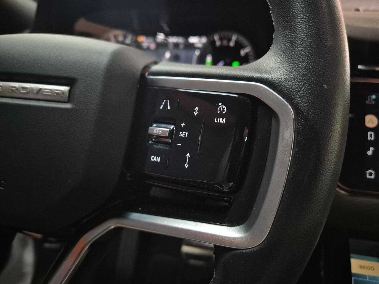 Land Rover Range Rover Evoque P300e PHEV R- #10757