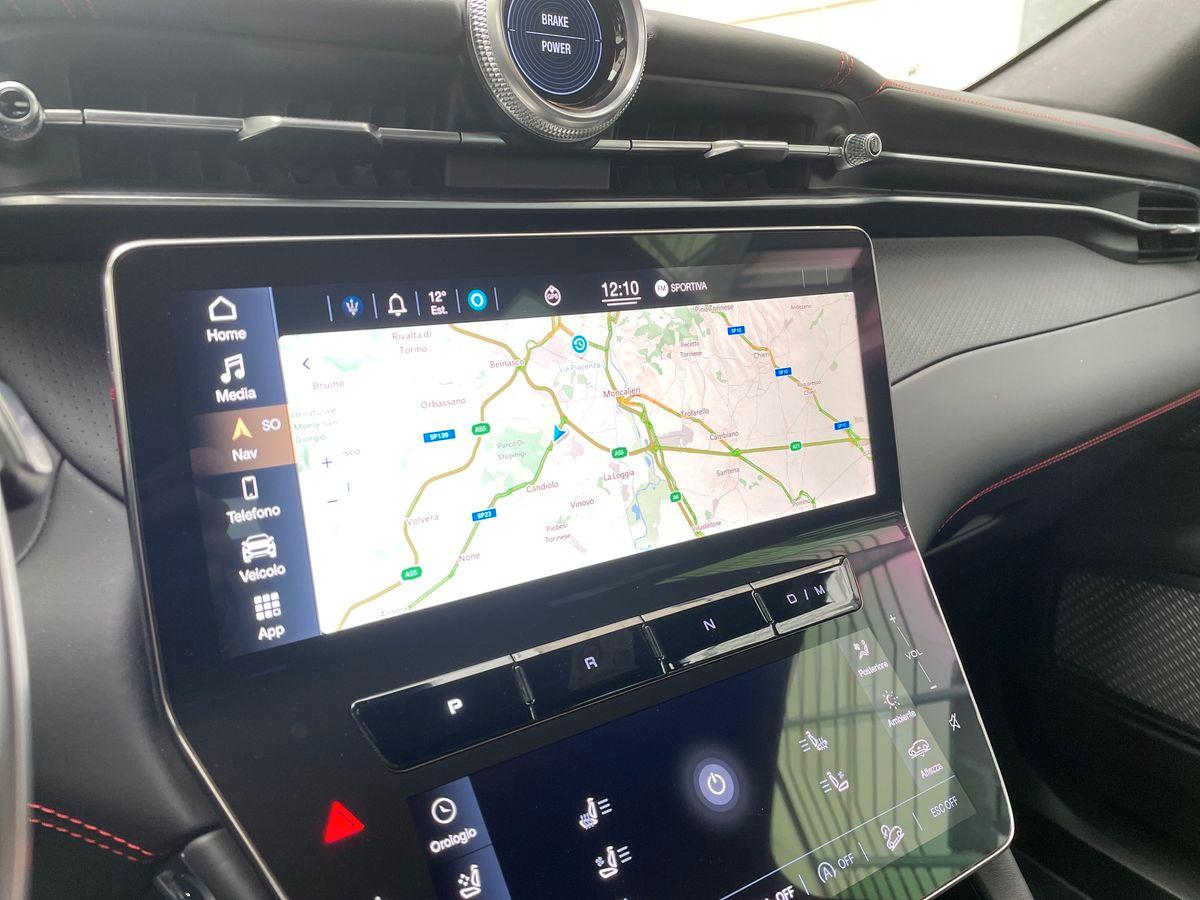 MASERATI Grecale 3.0 V6 Trofeo 530cv auto