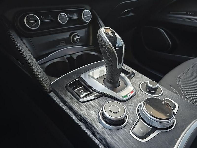 Alfa Romeo Stelvio Stelvio 2.2 Turbodiesel 190 CV AT8 Q4 Business