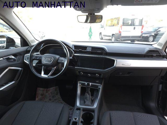 AUDI Q3 35 TDI S tronic Business