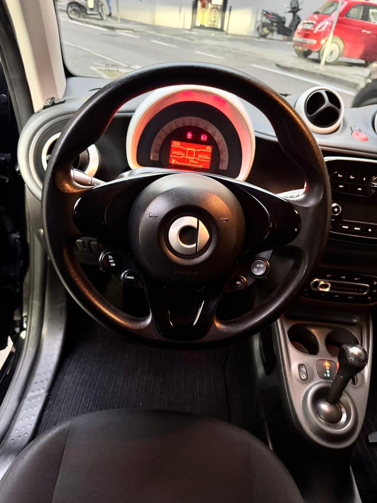 Smart ForTwo 70 1.0 BENZ AUTOMATICA - 2017