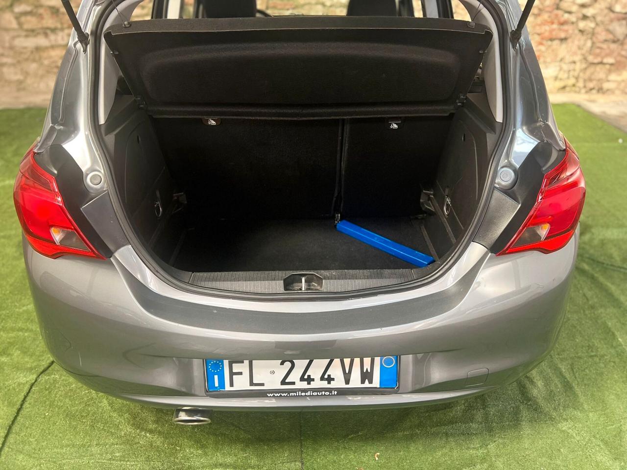 Opel Corsa 1.2 5 porte Innovation