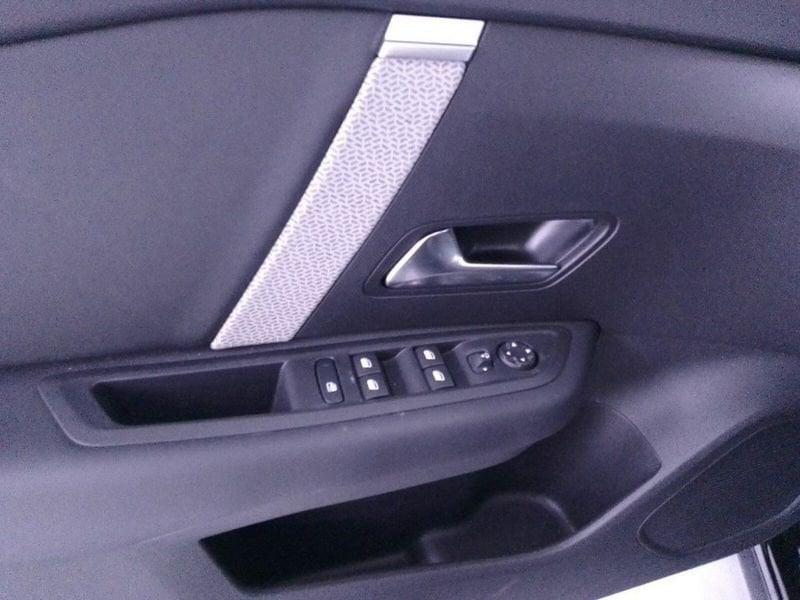 Citroën C4 1.2 puretech Plus s&s 130cv eat8