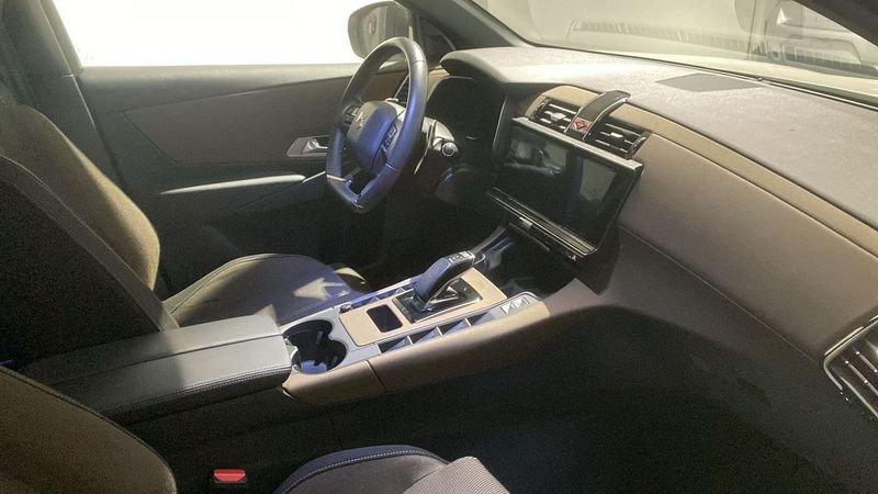 DS DS 7 DS 7 Crossback E-Tense 4x4 Business