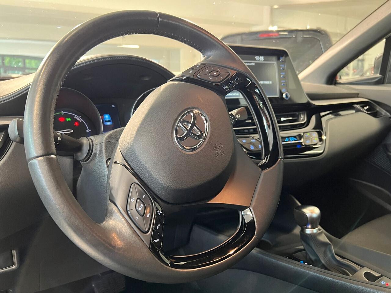 Toyota C-HR 1.8 Hybrid E-CVT GR Sport