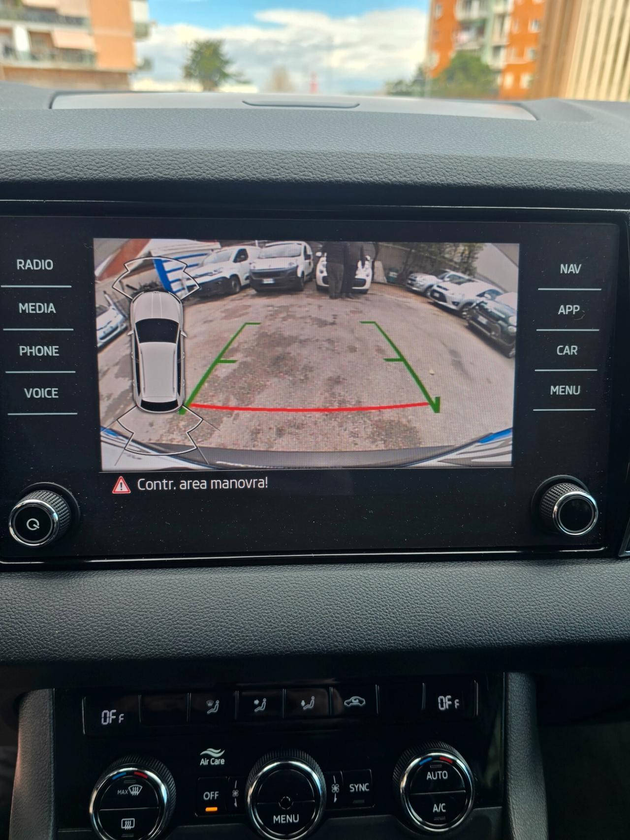 Skoda Karoq 1.6 TDI SCR DSG SportLine